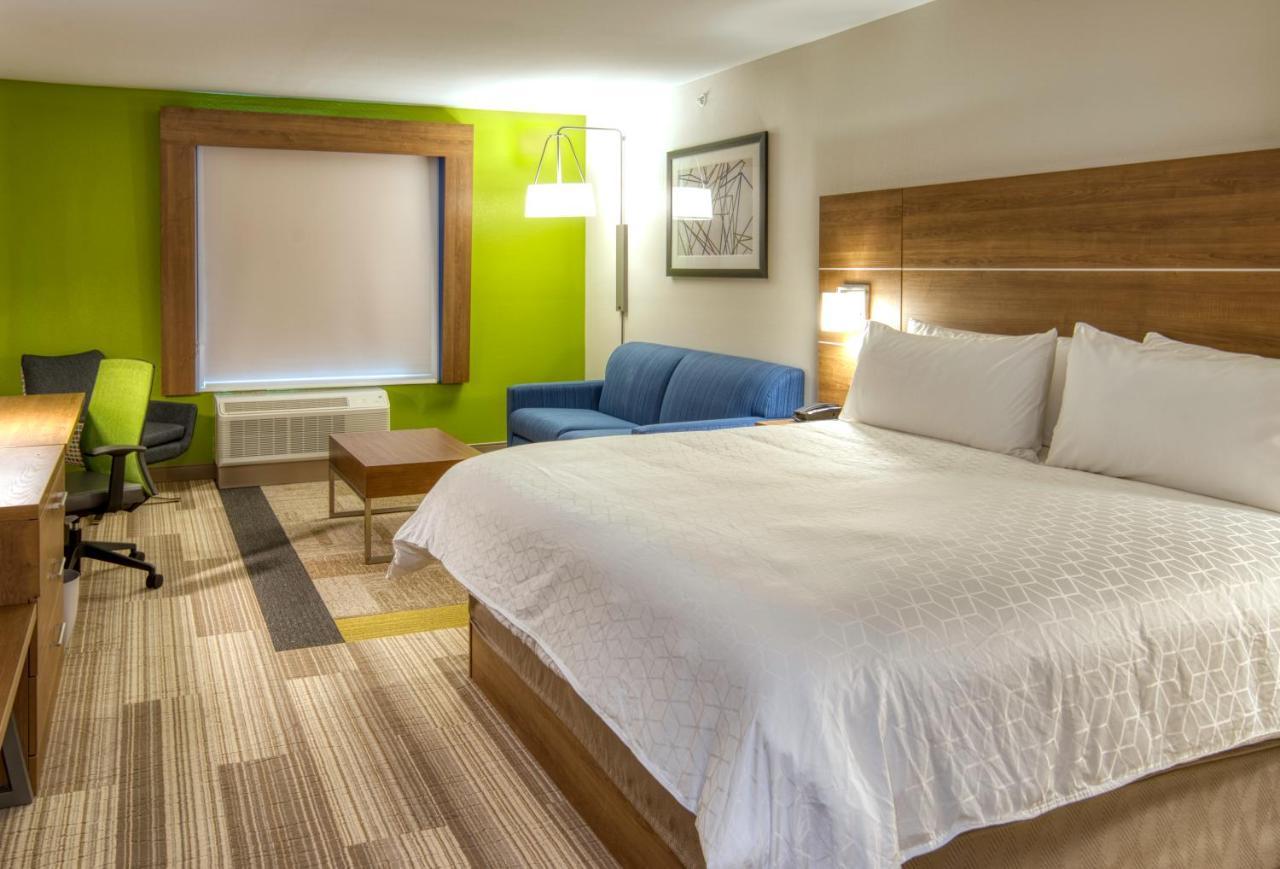 Holiday Inn Express Hotel And Suites Lincoln Airport By Ihg Exterior photo