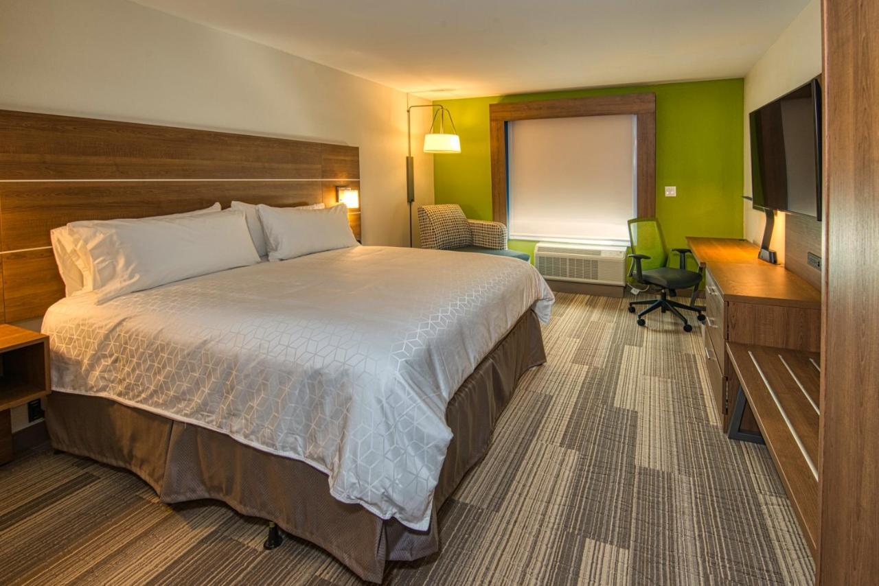Holiday Inn Express Hotel And Suites Lincoln Airport By Ihg Exterior photo